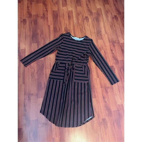 Lake Flower Striped pullover dress with pockets size small - Picture 5 of 9